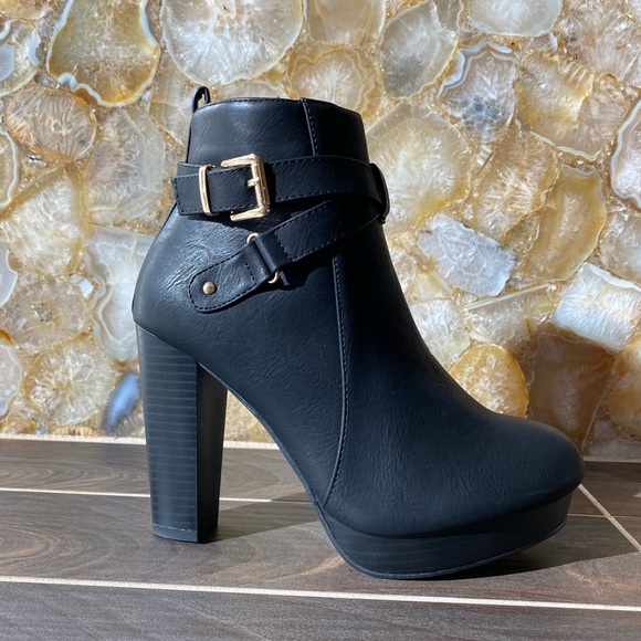 Faux Leather Black Platform Chunky Heel Ankle Boots Bootie size:9 - Picture 2 of 8